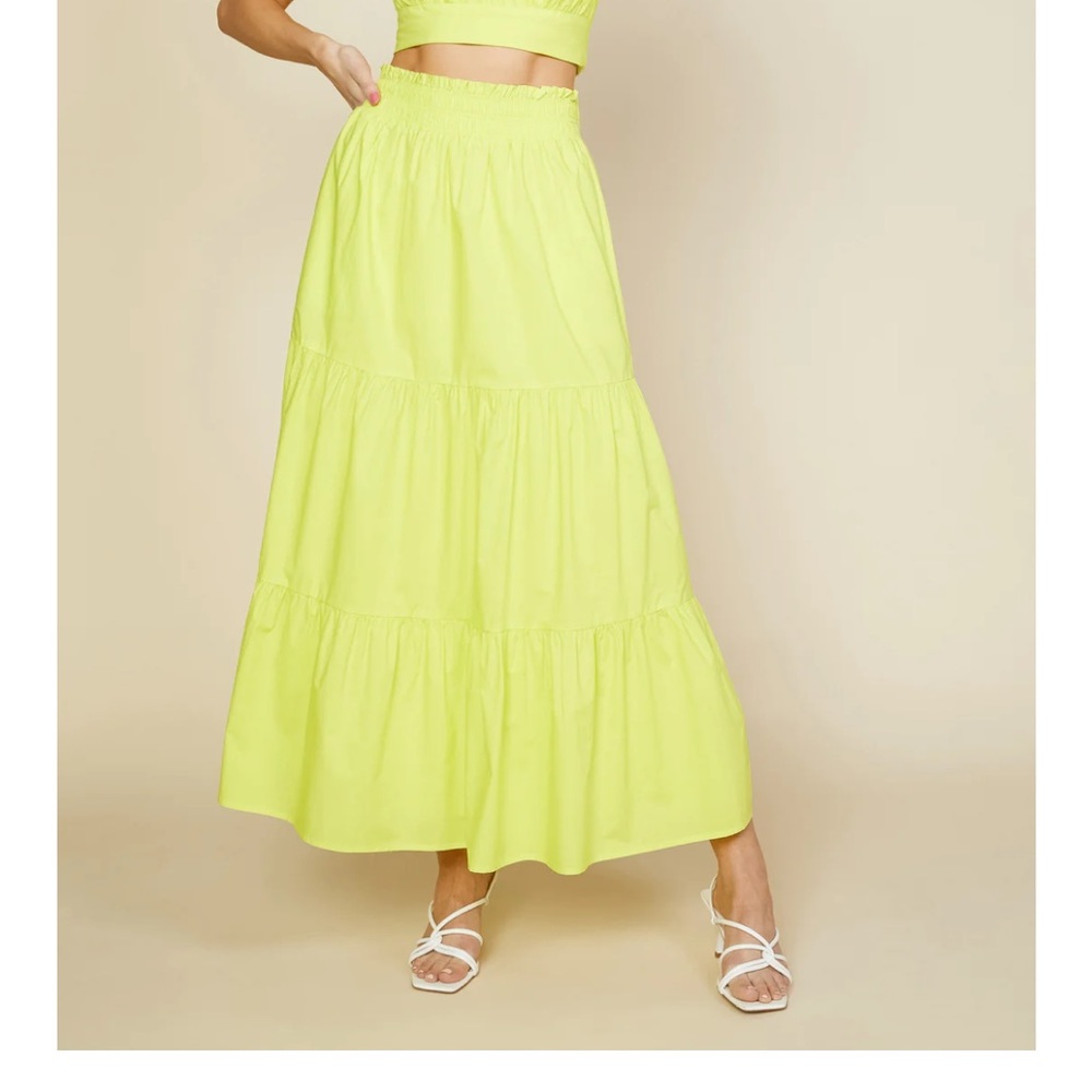 SUNNY DAY Maxi Skirt in Lime
